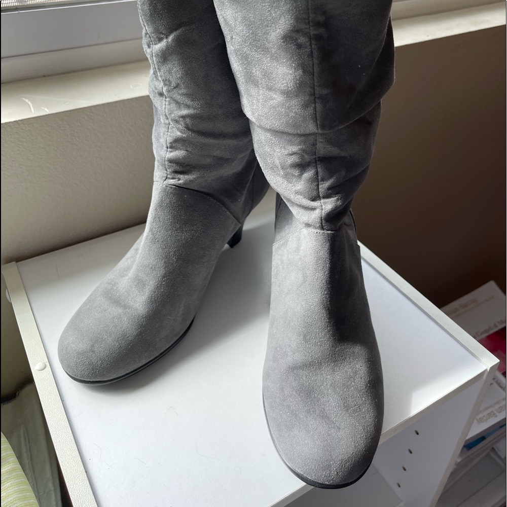 Grey Aerosoles soft Dress boots size 7M